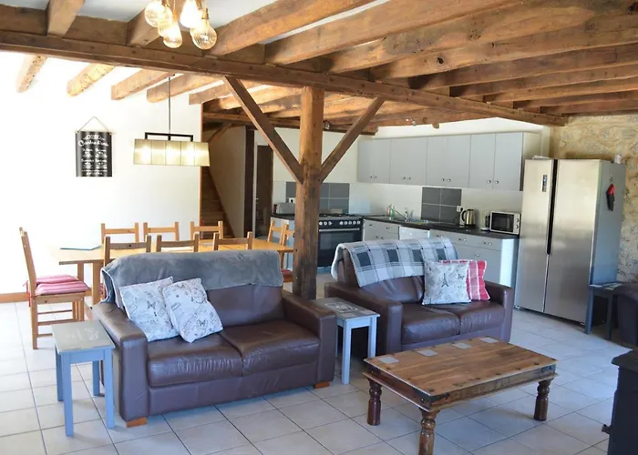 The Railway - Characterful And Comfortable * פיאג'ו פלוביאר